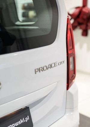 Toyota Proace City Verso cena 85850 przebieg: 86831, rok produkcji 2021 z Brzostek małe 596